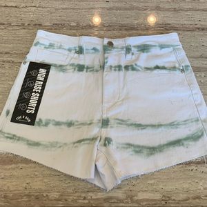 NWT Women Fire & Rain White Denim Shorts Size:8